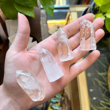 Load image into Gallery viewer, Clear Quartz Polished Standing Points