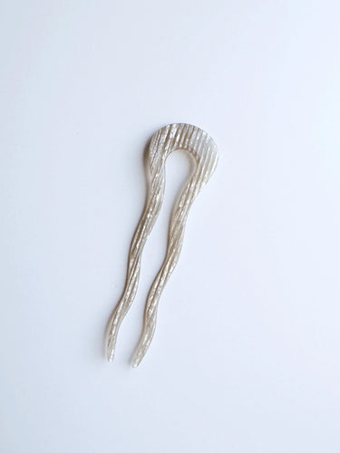 Wavy French Pin