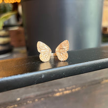 Load image into Gallery viewer, Adjustable Butterfly Wings Ring - Bronze
