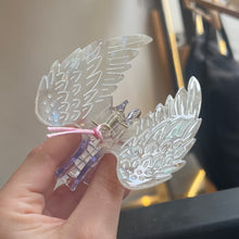 Load image into Gallery viewer, Angel Wing Claw