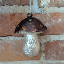 Load image into Gallery viewer, Glass Toadstool Mushroom Ornament