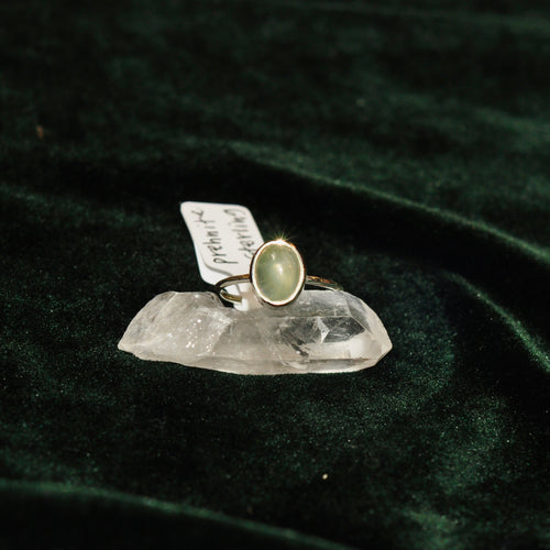 Prehnite Oval Ring - Sterling Silver