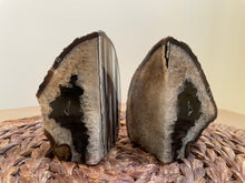 Load image into Gallery viewer, Black Agate Book End Set