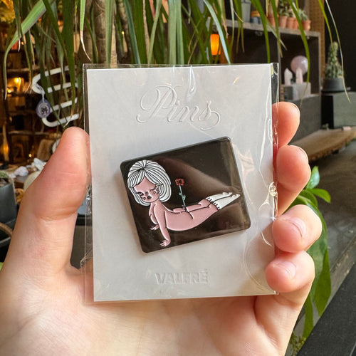 Poppy Pin