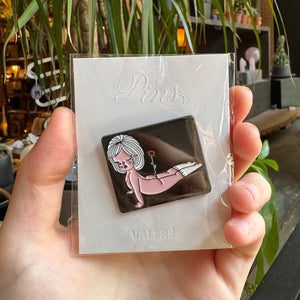 Poppy Pin