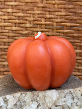 Load image into Gallery viewer, Pumpkin Beeswax Candle (2 sizes)