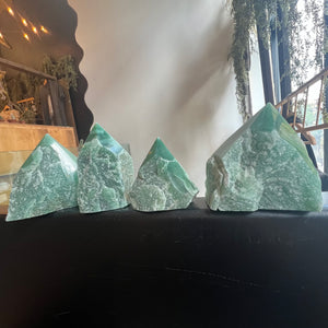 Green Aventurine Polished Point