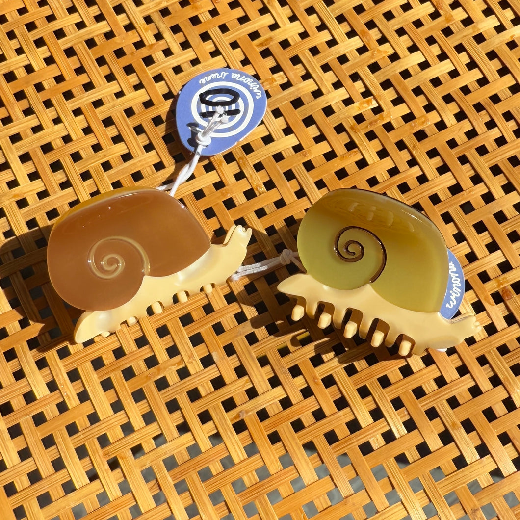 Mini Snail Hair Claw