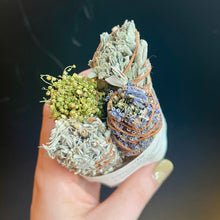 Load image into Gallery viewer, Energy Cleansing Bundle Sampler Set