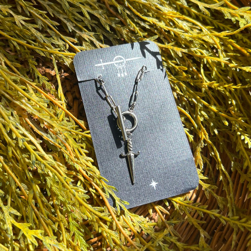 Dagard Necklace