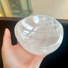 Load image into Gallery viewer, Clear Quartz Bowls