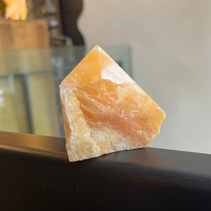 Orange Calcite Generator Point