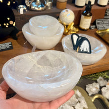 Load image into Gallery viewer, Clear Quartz Bowls