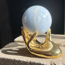 Load image into Gallery viewer, Gold Hand Sphere Stand