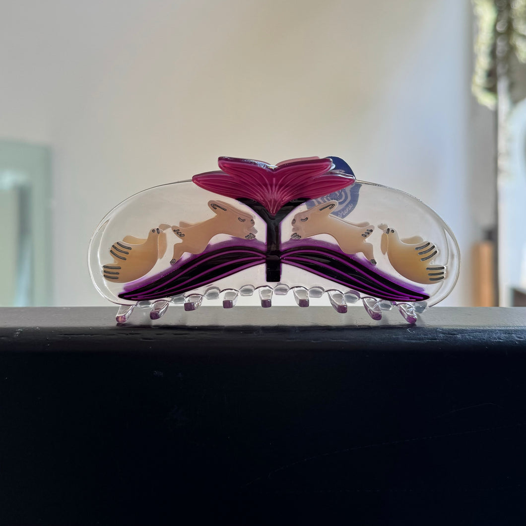 Temple Long Hair Claw