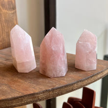 Load image into Gallery viewer, Rose Quartz Polished Standing Point