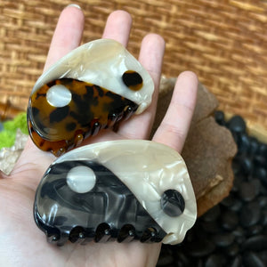 Yin Yang Claw Clip