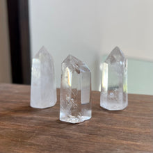 Load image into Gallery viewer, Clear Quartz Polished Standing Points