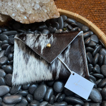 Load image into Gallery viewer, Natural Cowhide Card Wallet