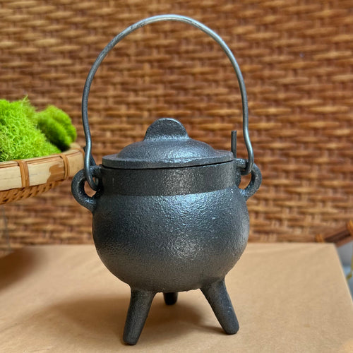 Mini Cast Iron Cauldron with Lid