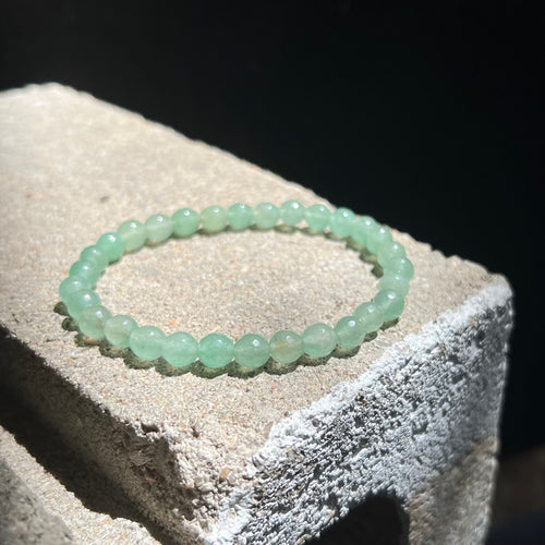 Green Aventurine Bead Bracelet