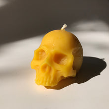 Load image into Gallery viewer, Baba Yaga Beeswax Skull Candle