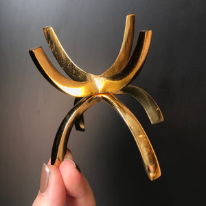 Gold Claw Stand